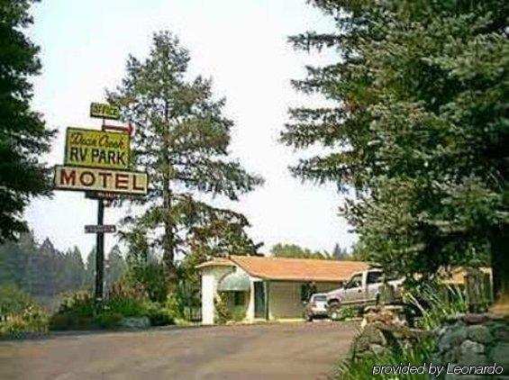 Dean Creek Resort Redway Екстер'єр фото